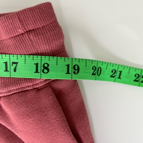 NEW / Lululemon Scuba High-Rise Jogger - Picture 8 of 10